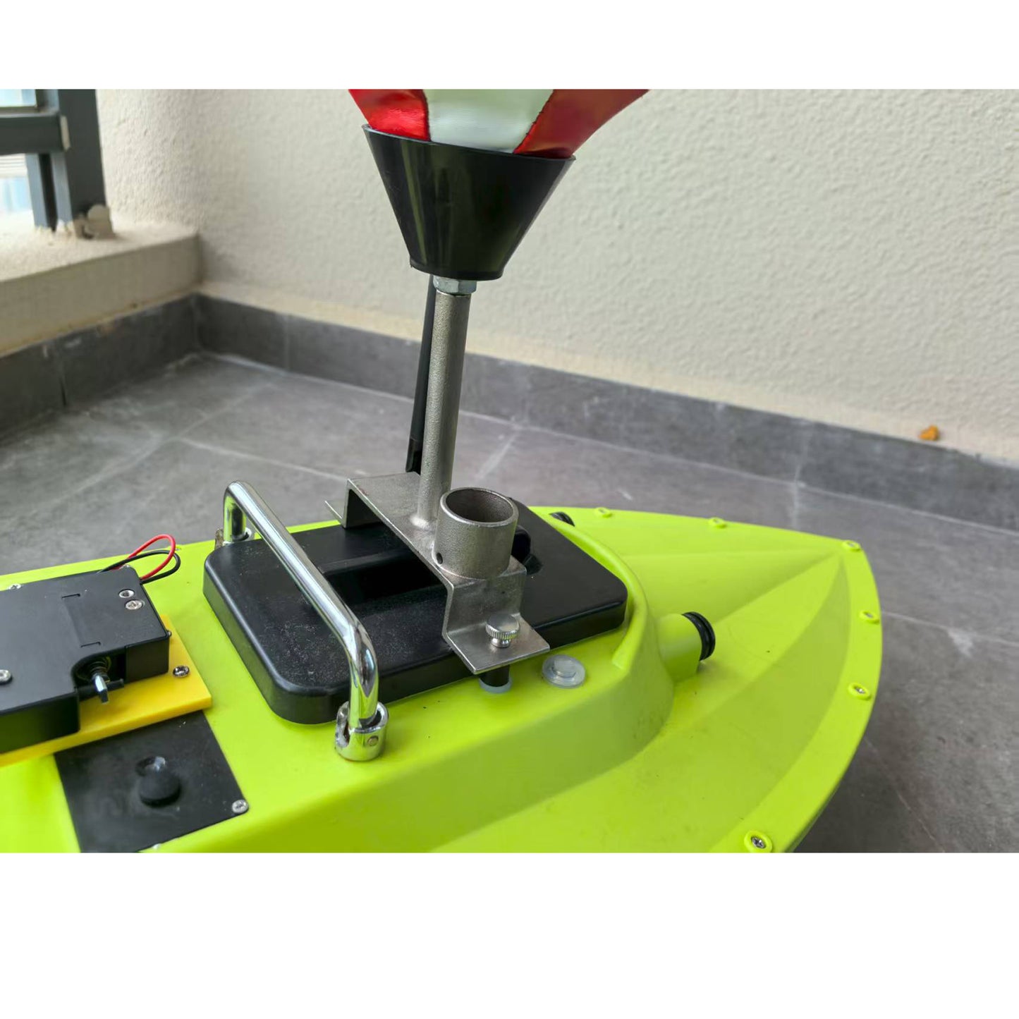 Fishing Bait Boat Inflatable Self-Righting Ball Kit 16x20cm,Anti Flip Ball Marker Buoys for S70 S80 RC Fishing Bait Boats,Waterproof Floating Ball with Bracket