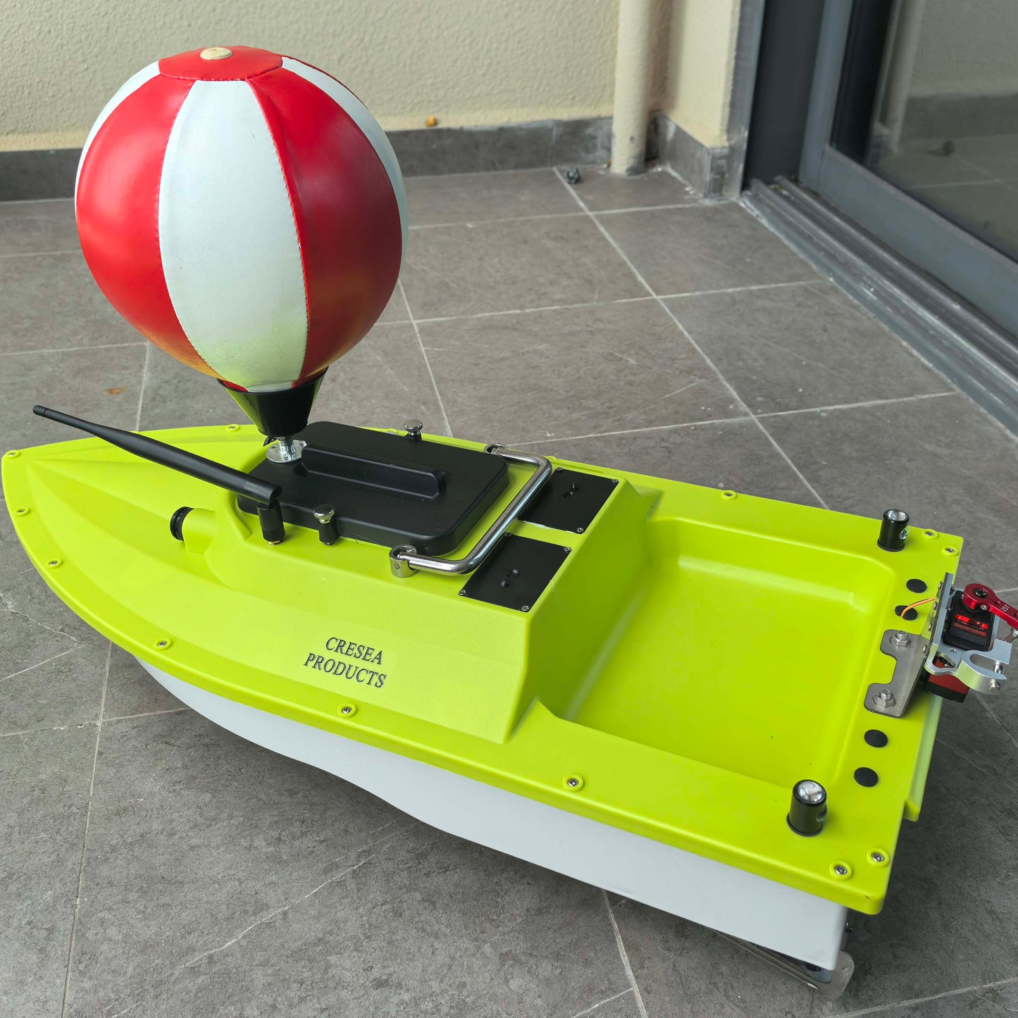 Fishing Bait Boat Inflatable Self-Righting Ball Kit 16x20cm,Anti Flip Ball Marker Buoys for S70 S80 RC Fishing Bait Boats,Waterproof Floating Ball with Bracket